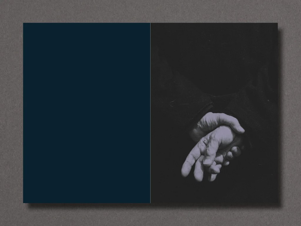 Paola Franqui a.k.a Monaris : Collecting Hands (SIGNÉ)