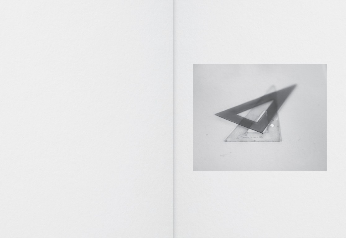 Ruth Lauer Manenti : 4 Sides of the Table