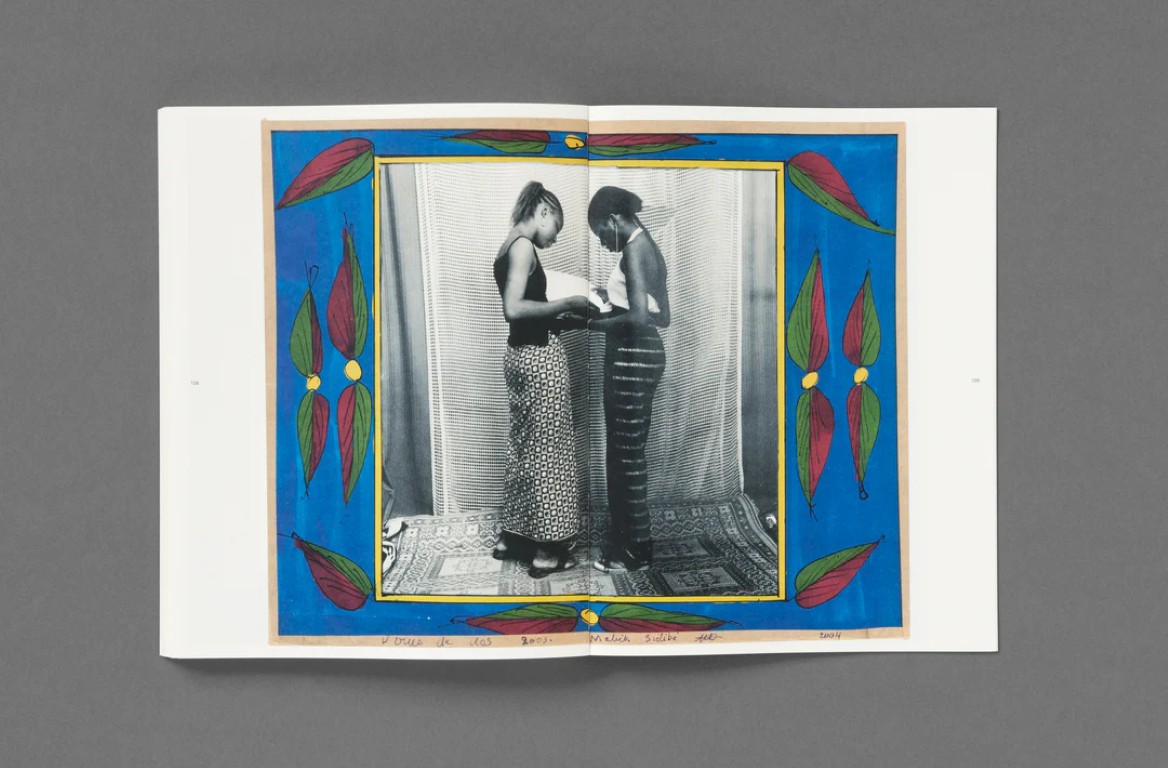 Malick Sidibé : Painted Frames