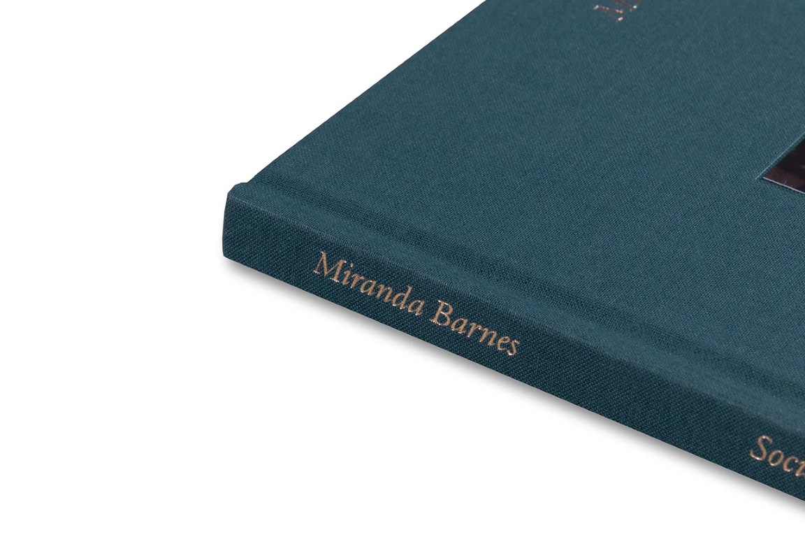 Miranda Barnes : Social Season