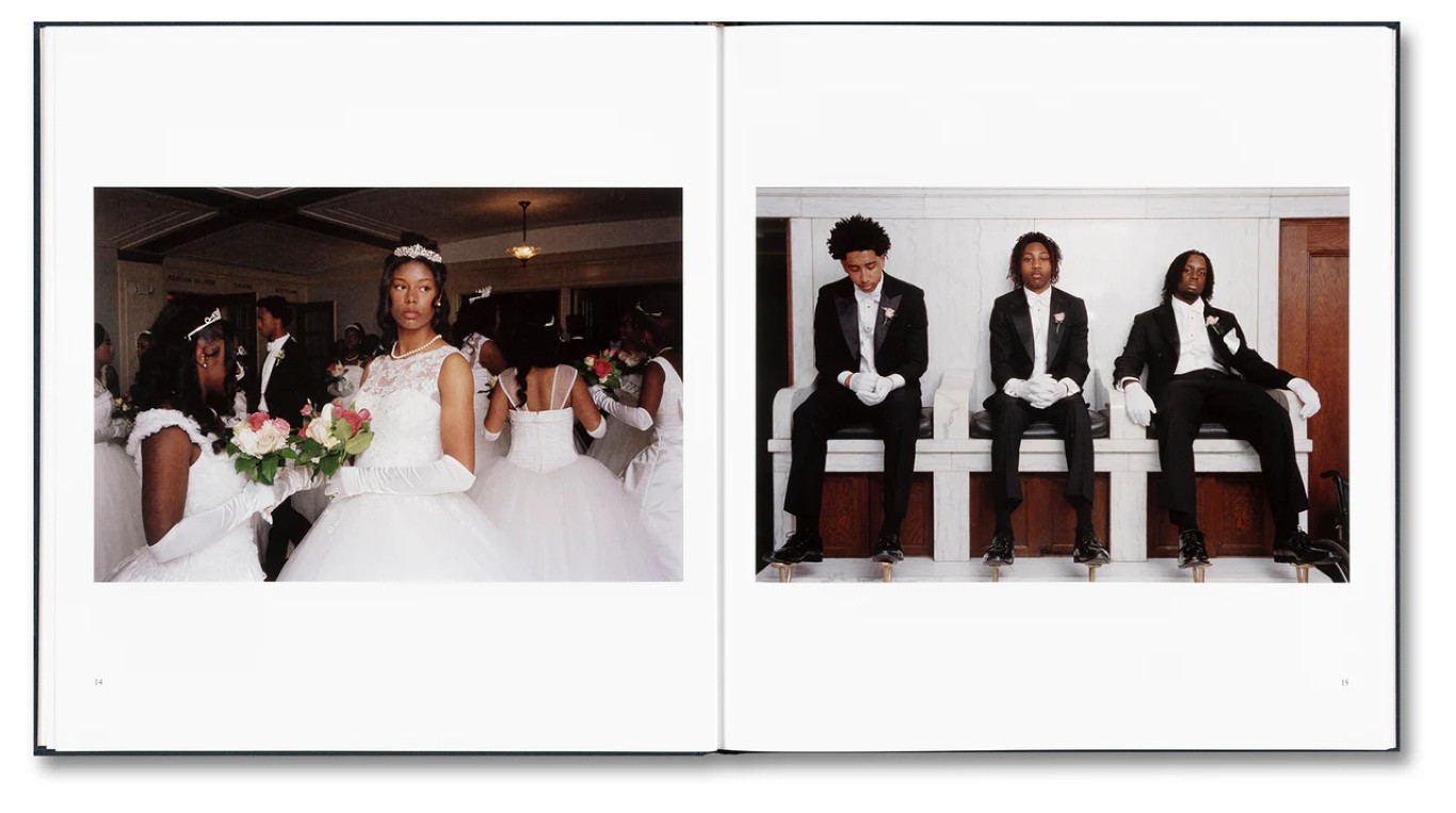 Miranda Barnes : Social Season